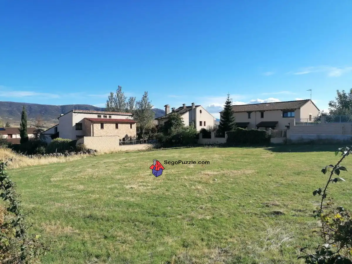 Residential land for sale in Torrecaballeros, imagen 4