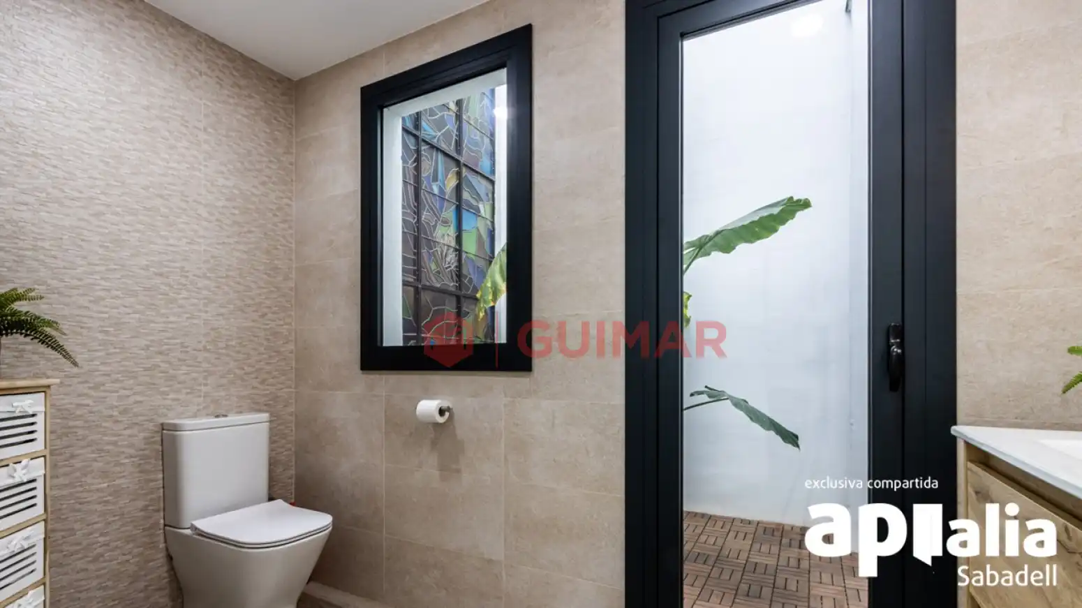 Bathroom of Flat for sale in Sabadell  with Air Conditioner, Heating and Private garden
