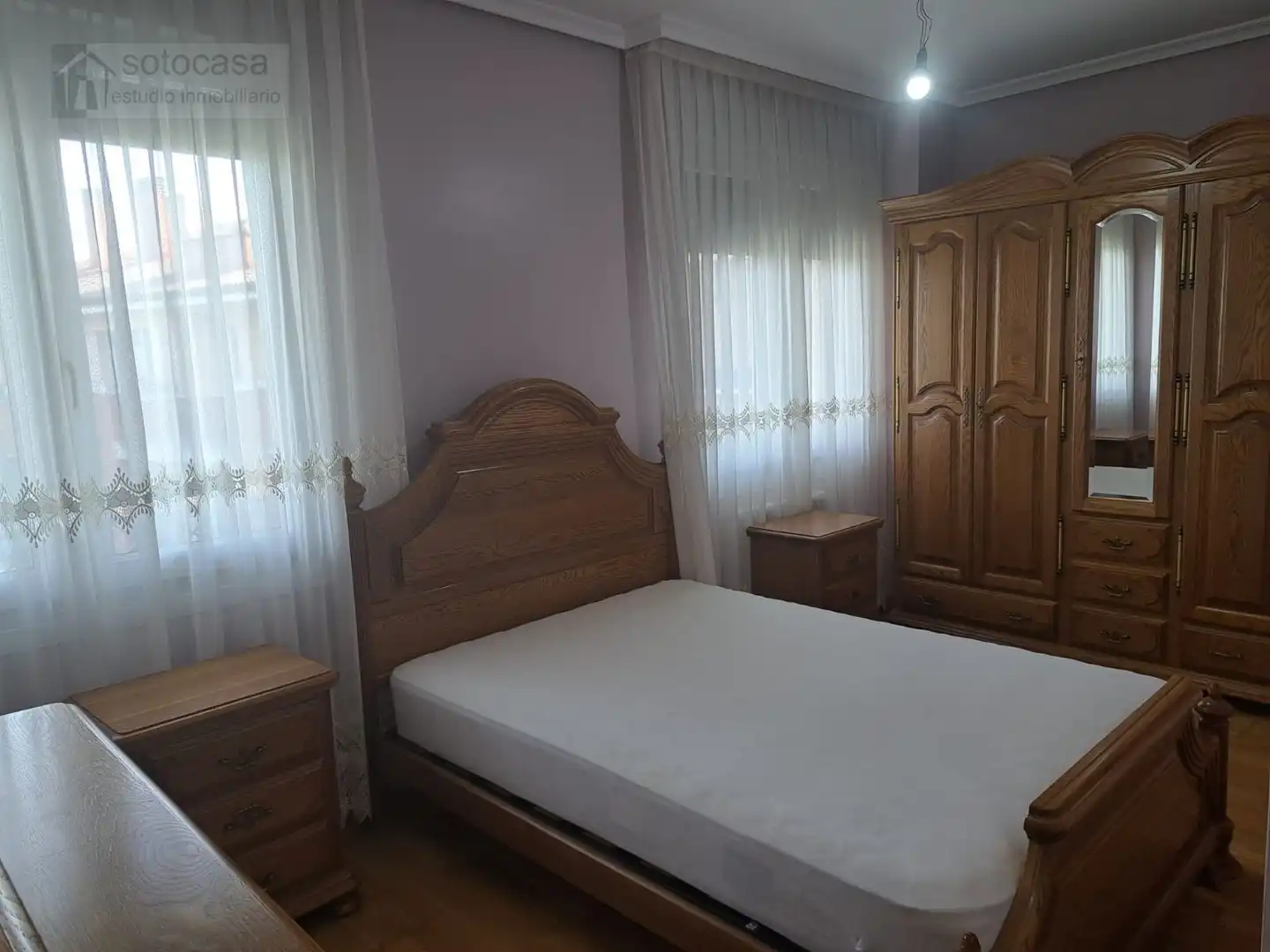 Bedroom of Attic for rent in Valladolid  with Heating, Terrace and Swimming Pool