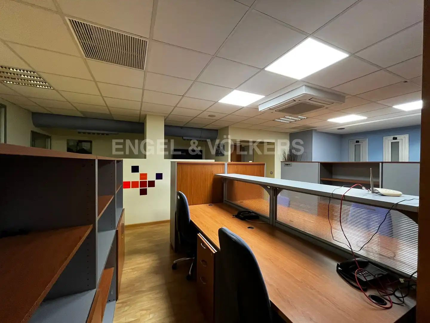 Oficina en venda en Barcelona amb Aire condicionat i Moblat