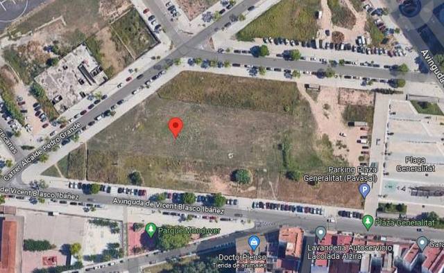Terreno residencial en Venta en Carrer Alcalde Pedro Grande en Tulell