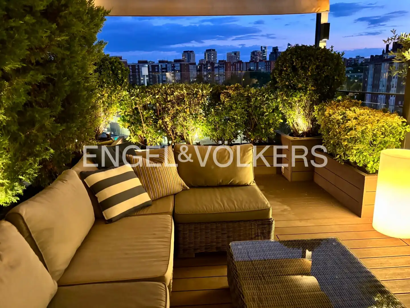 Terrace of Attic for sale in Madrid  with Air Conditioner, Heating and Terrace
