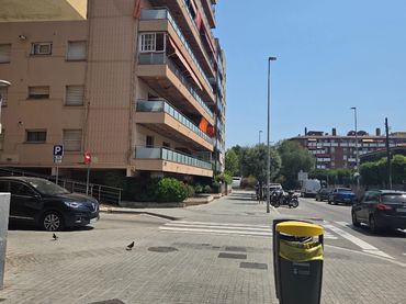 Individual for sale in Gran Via de Lluís Companys 237