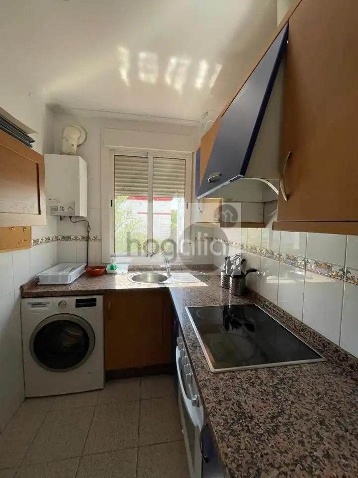 Room in Sector Sur - La Palmera - Reina Mercedes