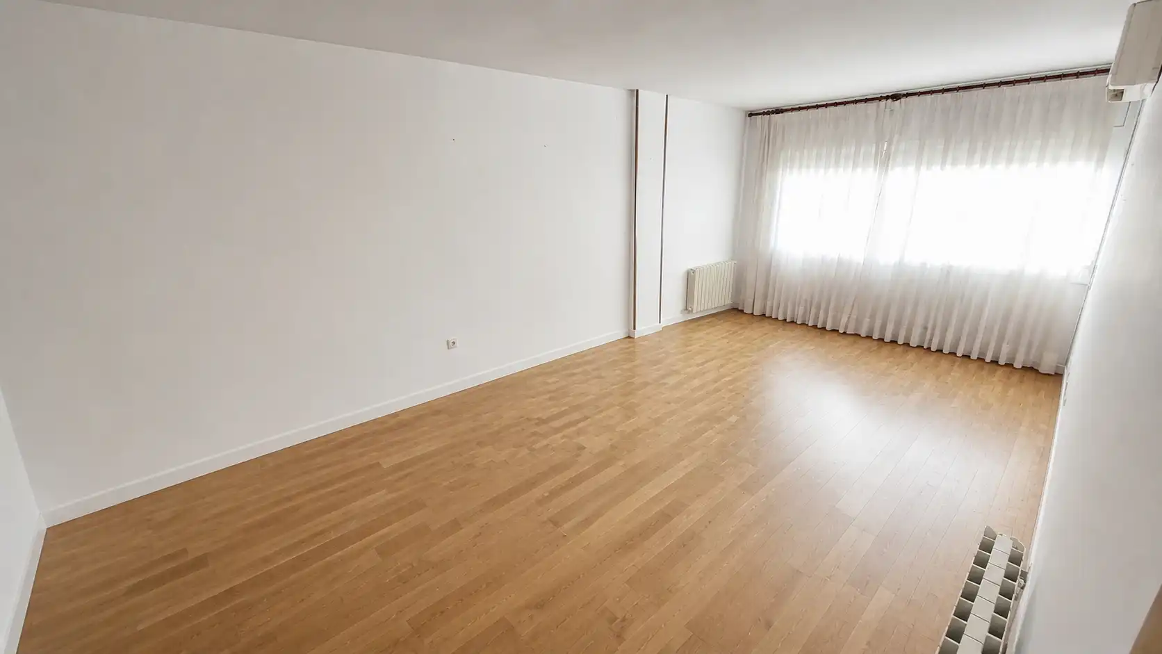 Sala de estar de Piso en venta en Vilafranca del Penedès con Aire acondicionado, Calefacción y Parquet