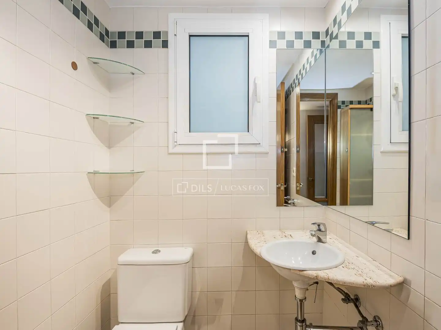 Badezimmer von Wohnung zum Verkauf in Sant Cugat del Vallès mit Heizung, Terrasse und Balkon