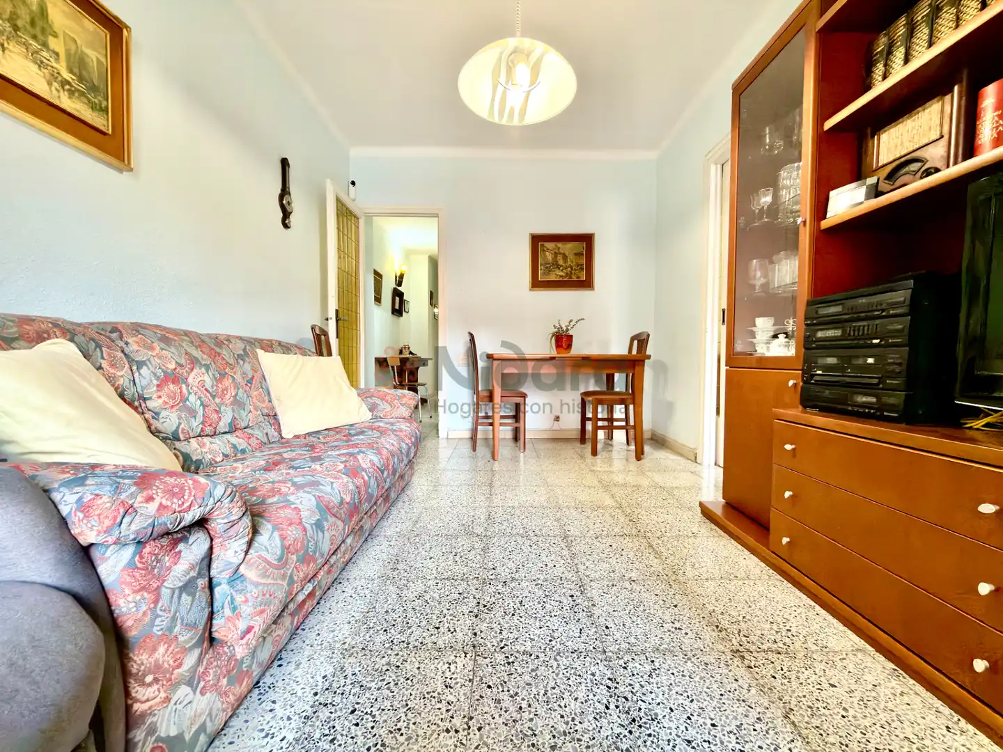 Wohnzimmer von Wohnung zum Verkauf in Barcelona mit Möbliert, Ofen und Balkon
