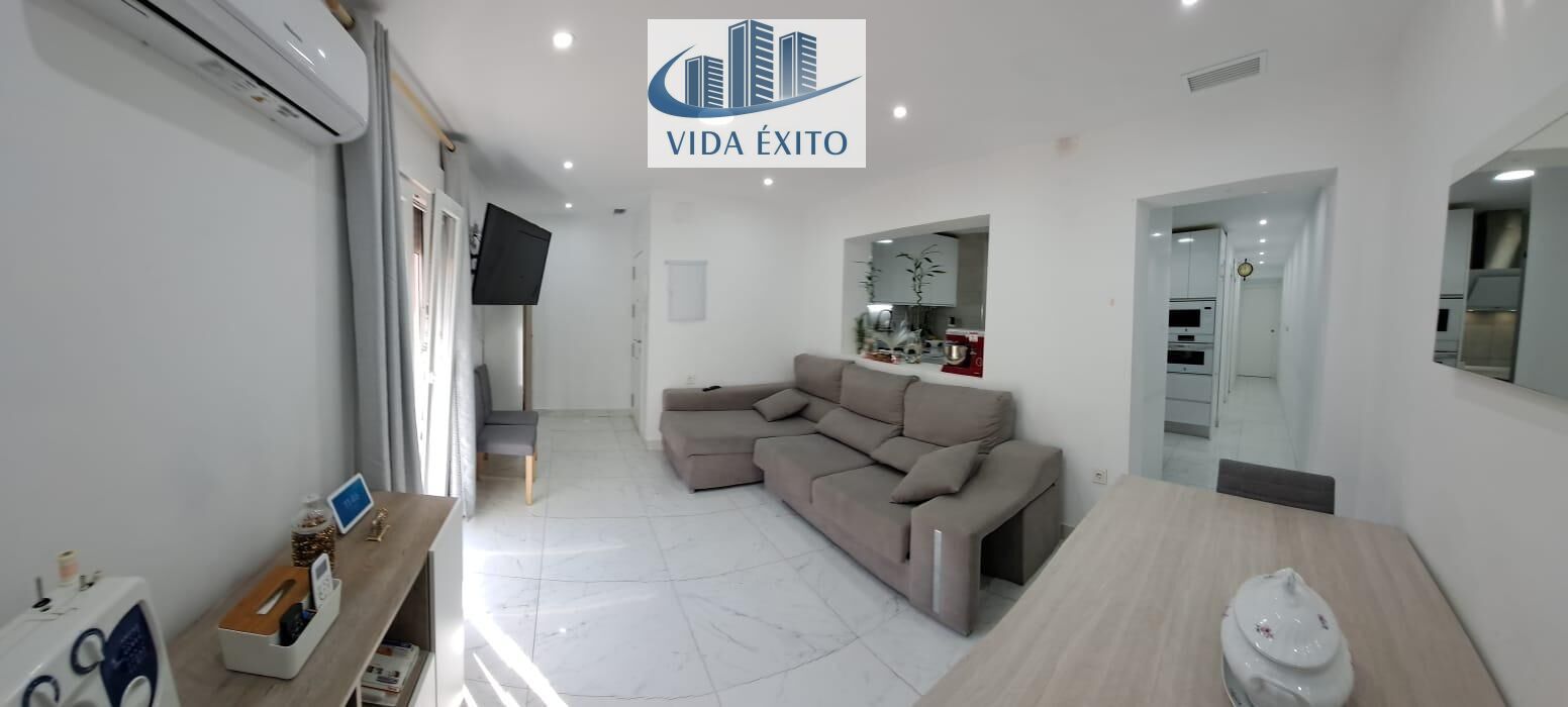Living room of Flat for sale in  Jaén Capital  with Air Conditioner and Balcony