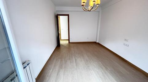 Foto 2 de Piso de alquiler en Calle del Pico de Almanzor, Numancia, Madrid