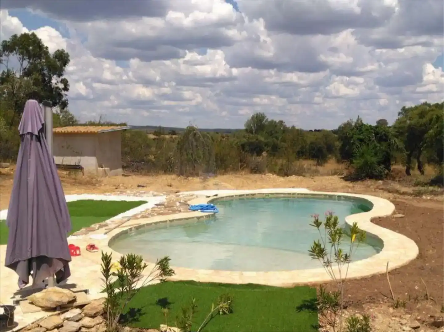 Swimming pool of Flat for sale in La Codosera