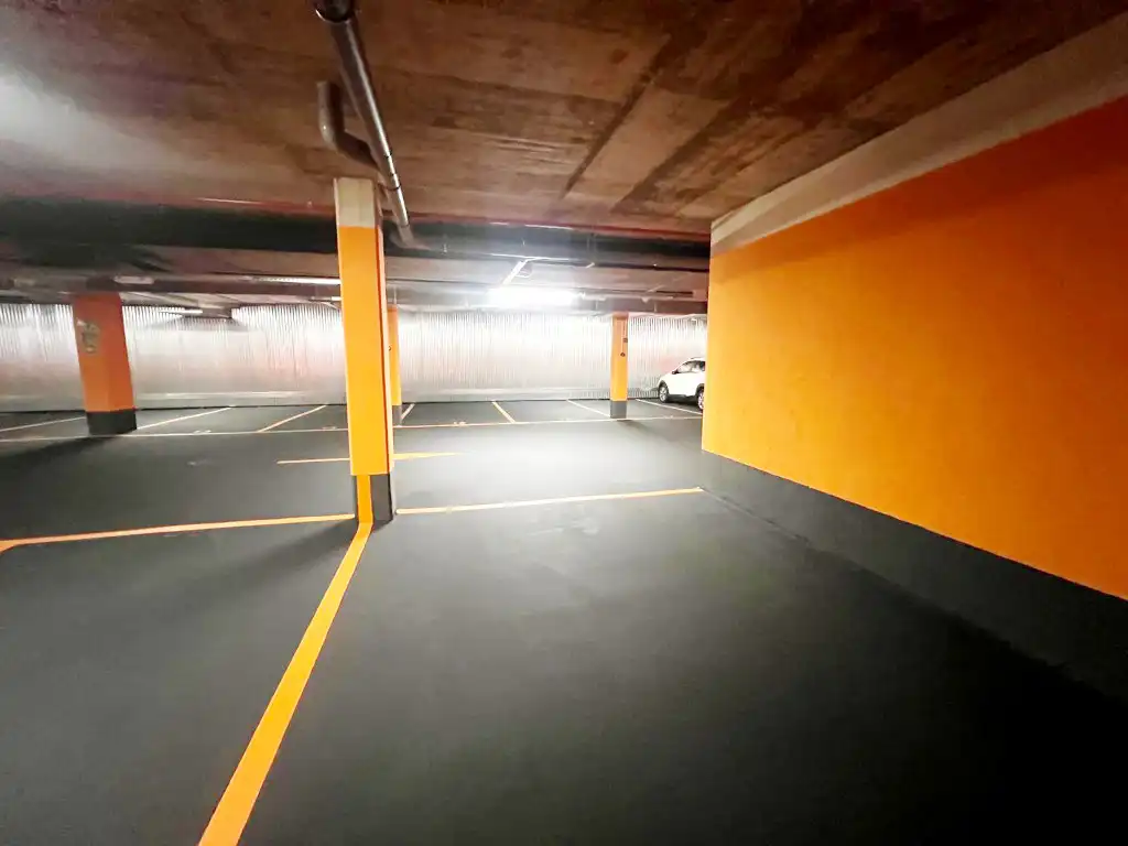 Parking de Piso de alquiler en Alcalá de Henares con Terraza, Trastero y Domótica
