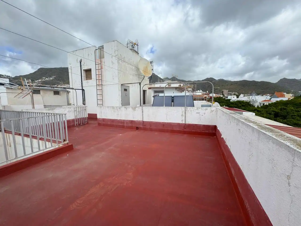 Außenansicht von Wohnung zum Verkauf in Santa Cruz de Tenerife mit Terrasse