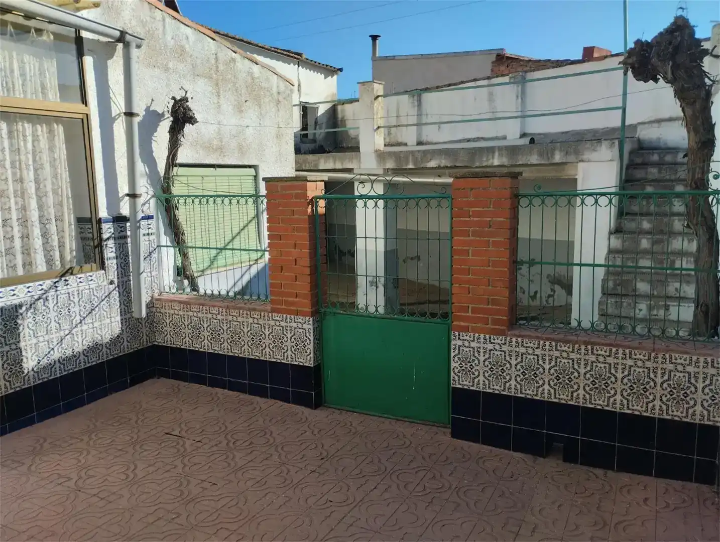 Vista exterior de Casa adosada en venda en Almodóvar del Campo