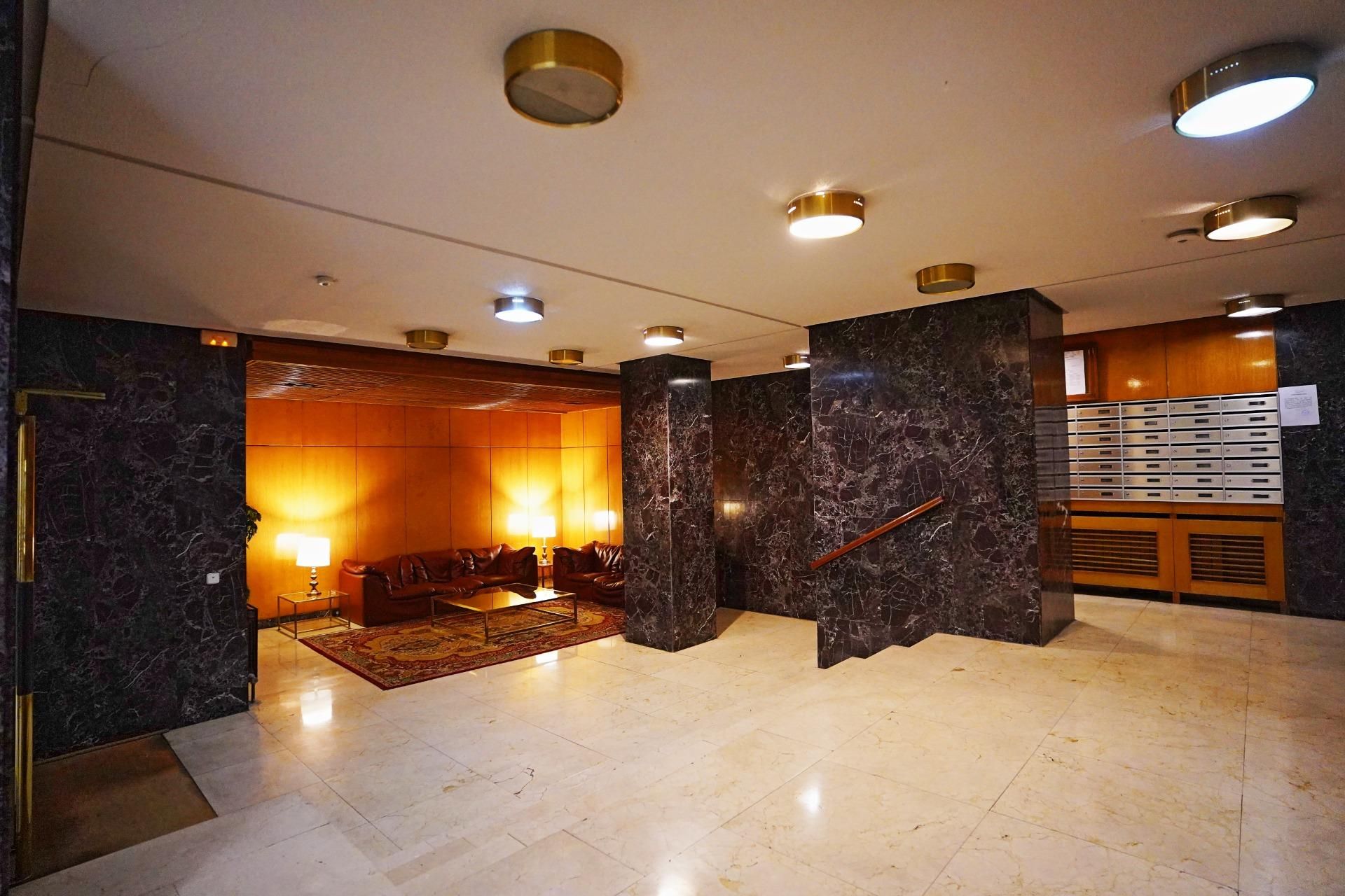 Flat to rent in  Madrid Capital  with Air Conditioner, Heating and Private garden