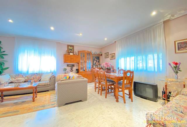 Casa-chalet en Venta en Urbanización Alameda del Sorbe en Humanes