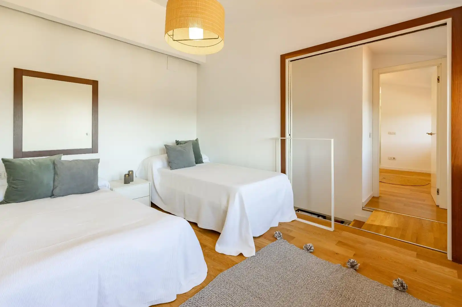 Habitación de Casa adosada en venta en Enguera con Calefacción, Terraza y Trastero