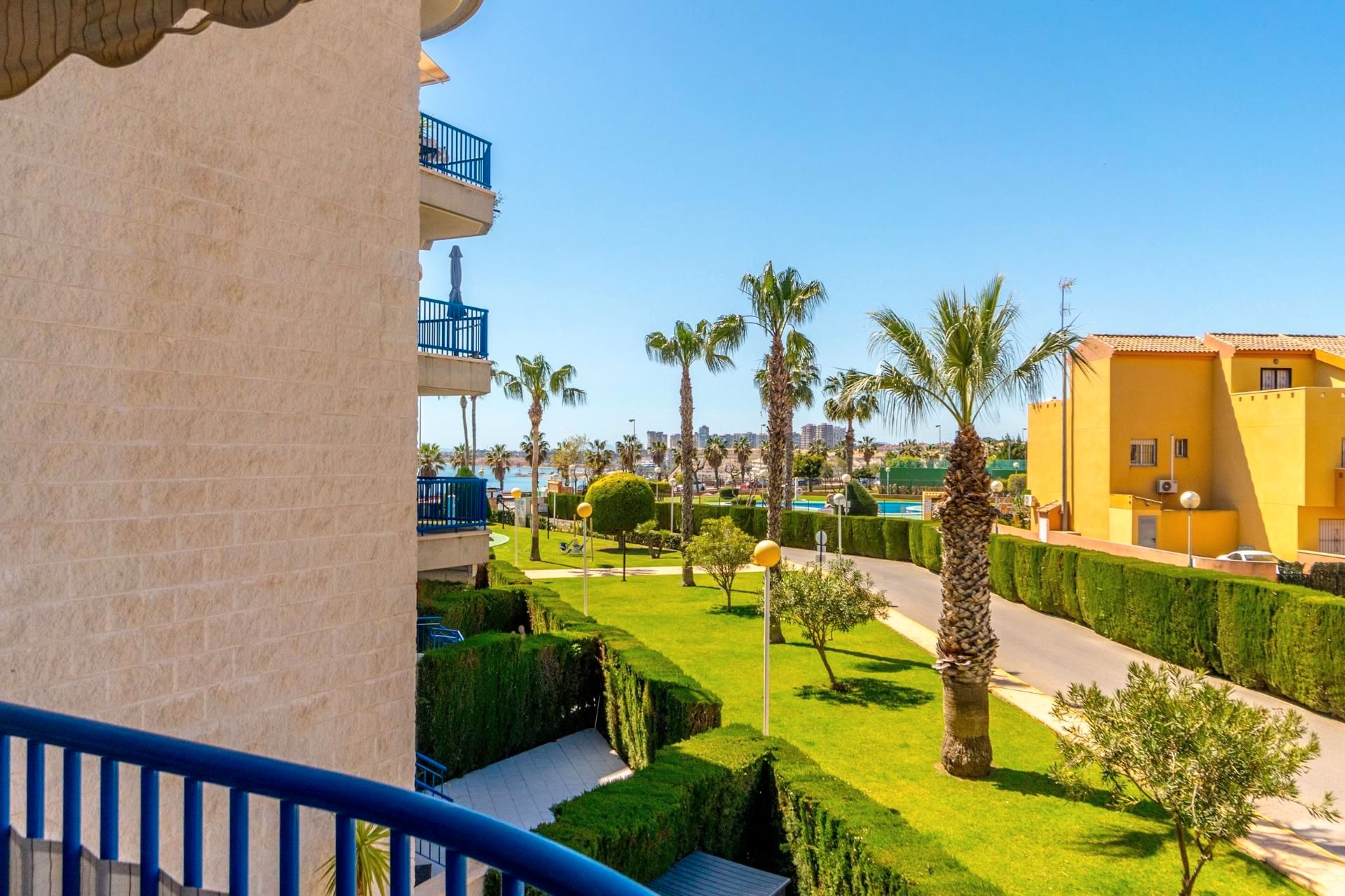 Vista exterior de Apartament en venda en Orihuela amb Aire condicionat, Terrassa i Traster