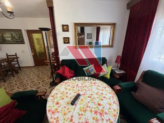Sala d'estar de Casa o xalet en venda en Villamiel de Toledo amb Aire condicionat, Terrassa i Piscina