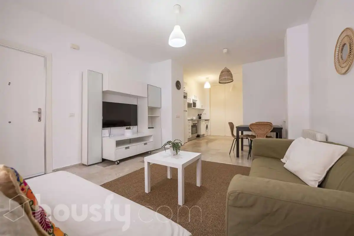 Sala d'estar de Planta baixa de lloguer en Madrid amb Calefacció