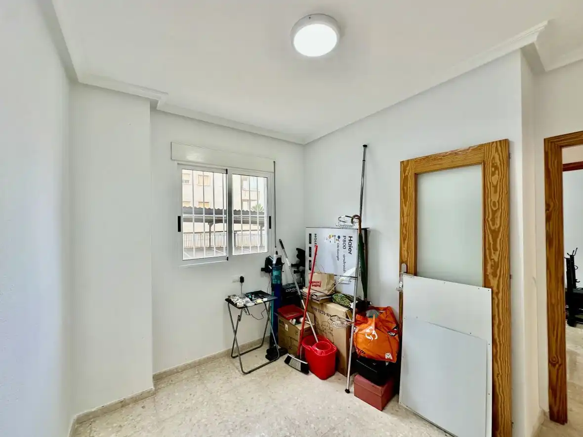 Apartamento en venta en Elche / Elx con Calefacción, Terraza y Piscina