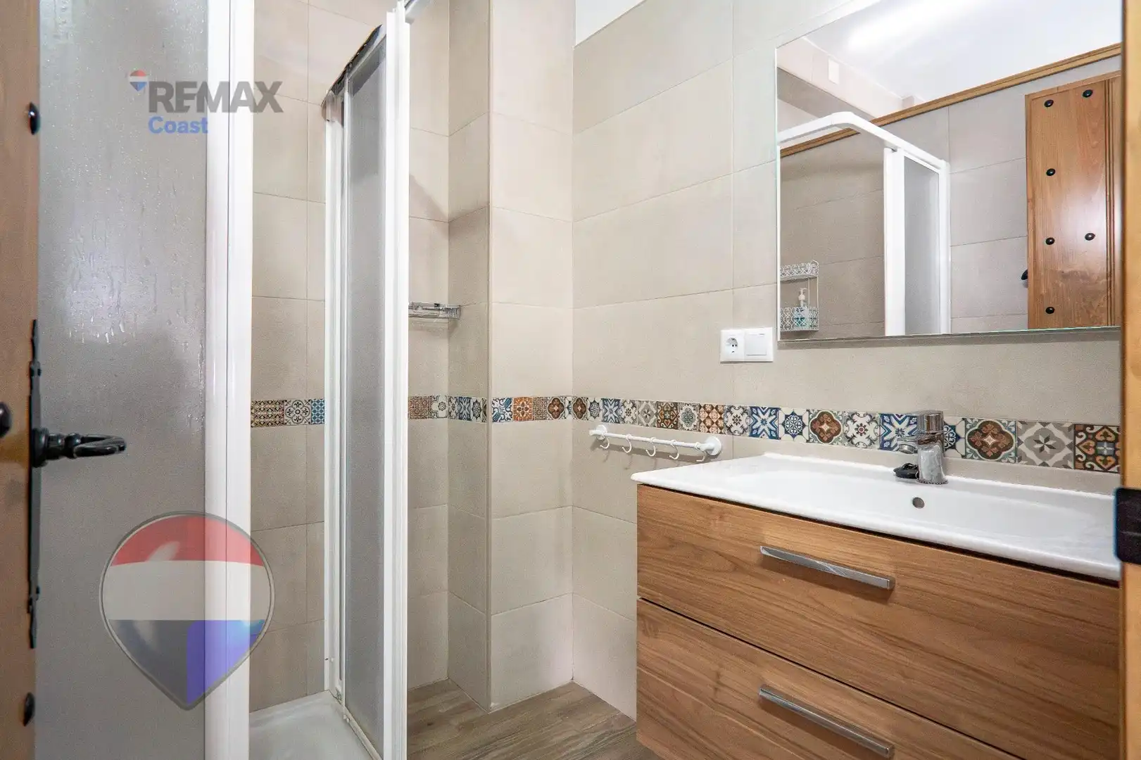 Bathroom of Houses for sale in Cuevas Bajas  with Heating, Private garden and Swimming Pool