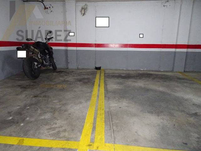 Garaje en Alquiler en Urbadiez - Entrepuentes