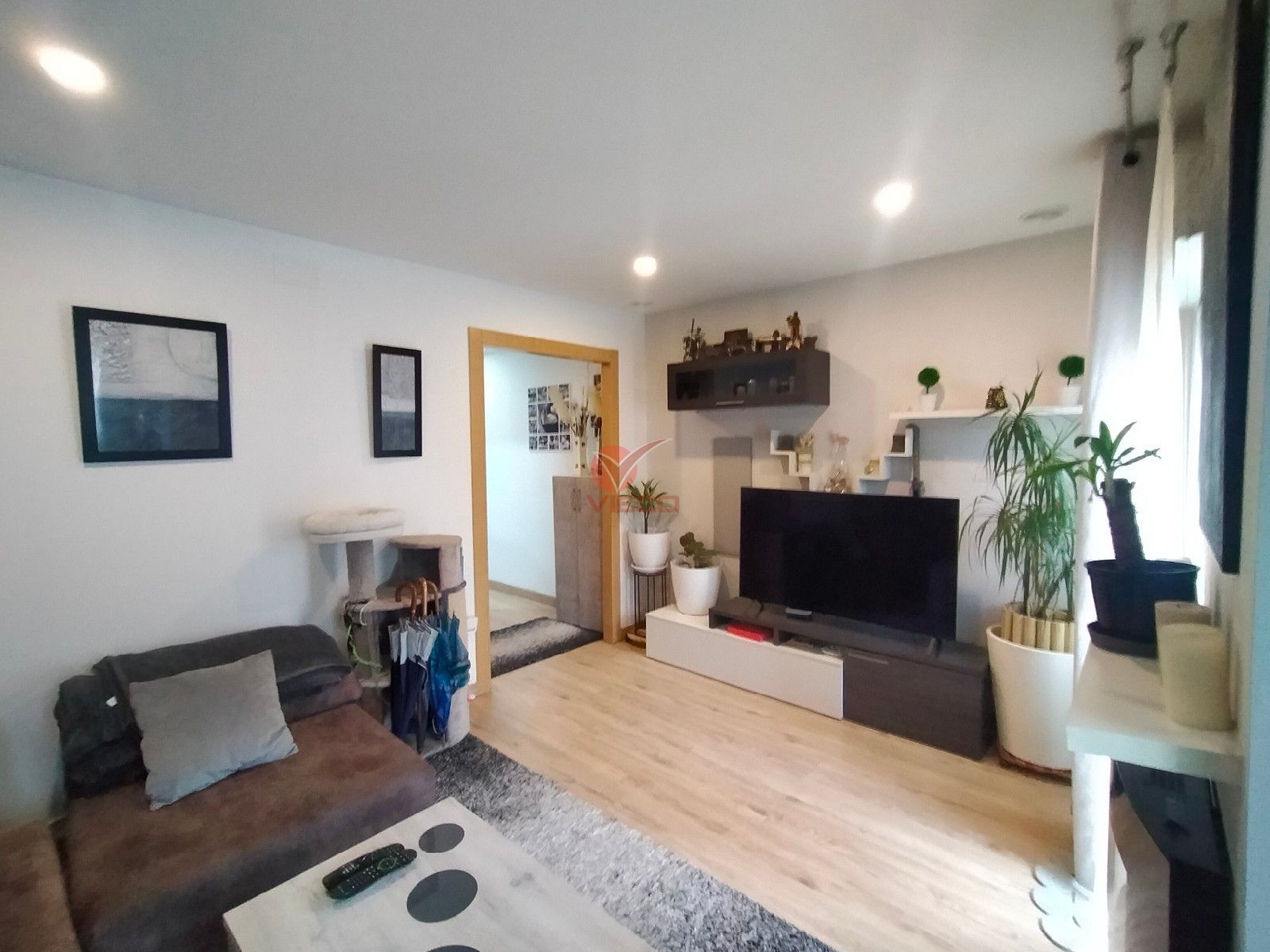Sala d'estar de Pis en venda en Cuenca Capital amb Calefacció, Terrassa i Moblat
