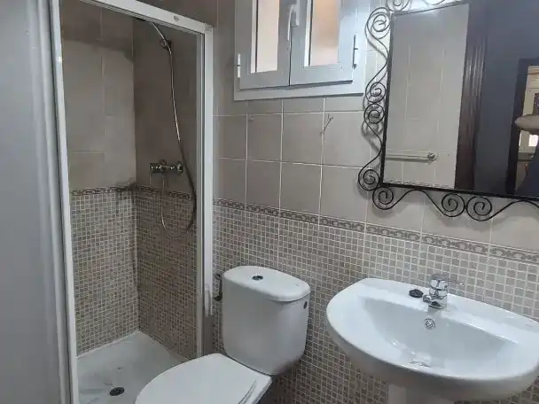 Bany de Casa adosada en venda en San Fernando amb Aire condicionat, Microones i Balcó