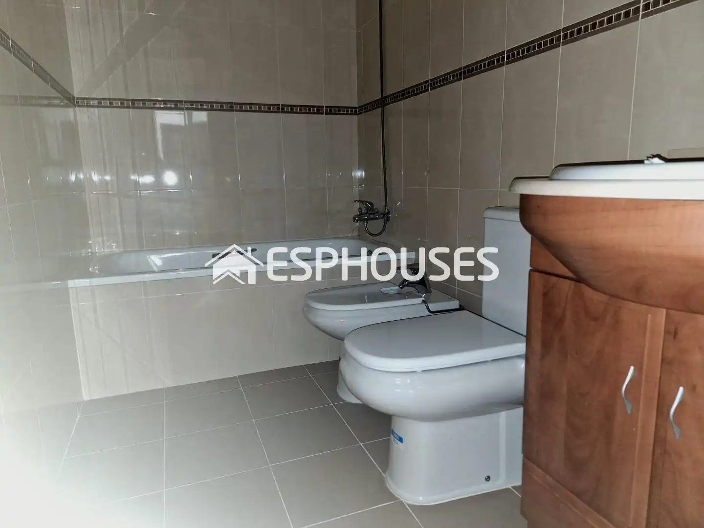Baño de Apartamento en venta en Guardamar del Segura con Balcón