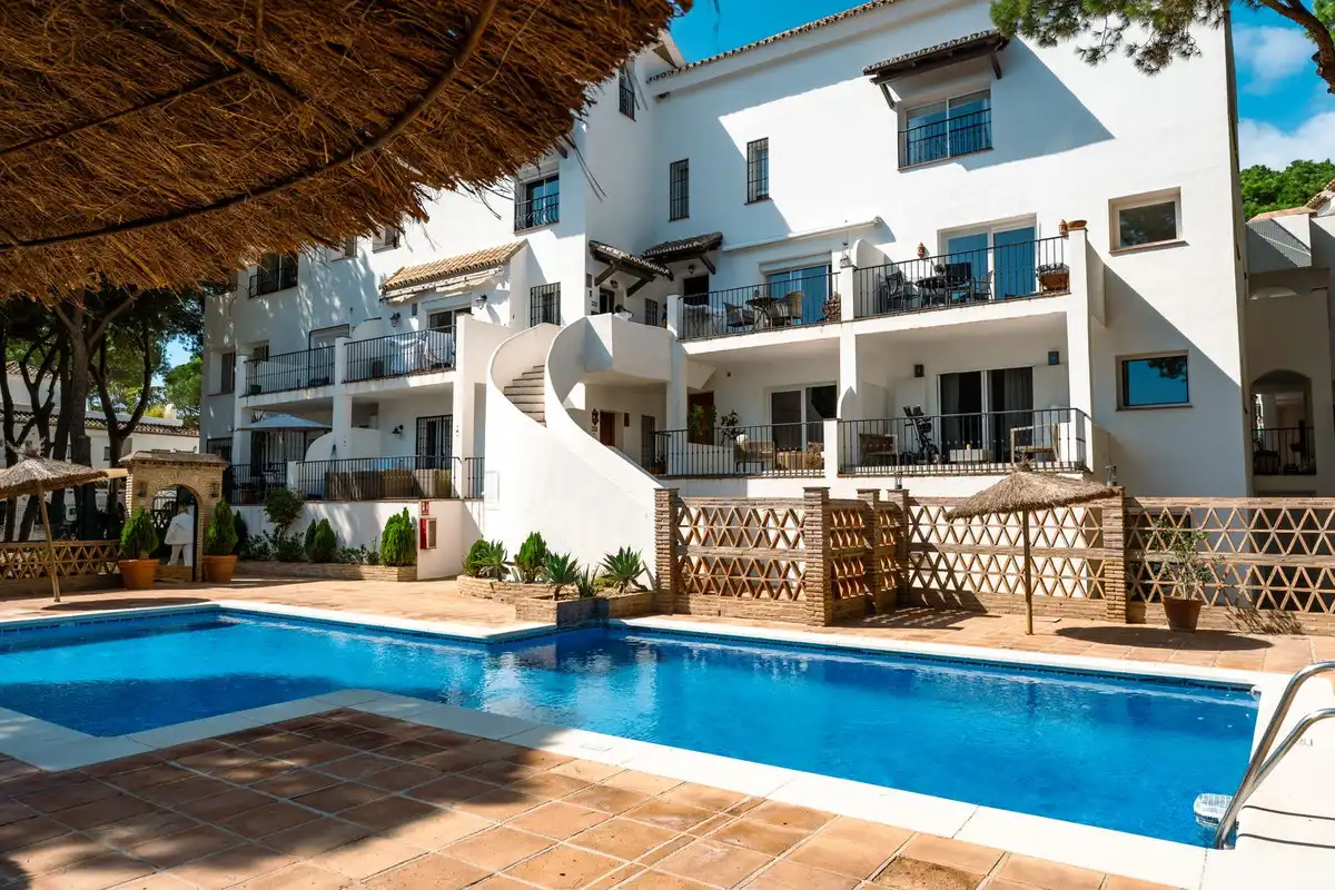 Bajo con piscina en venta en Nueva Andalucía, imagen 24