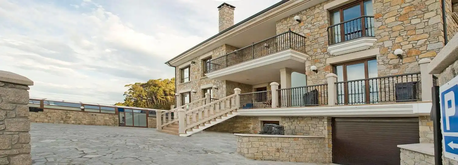 Exterior view of Houses for sale in Foz  with Heating, Private garden and Terrace