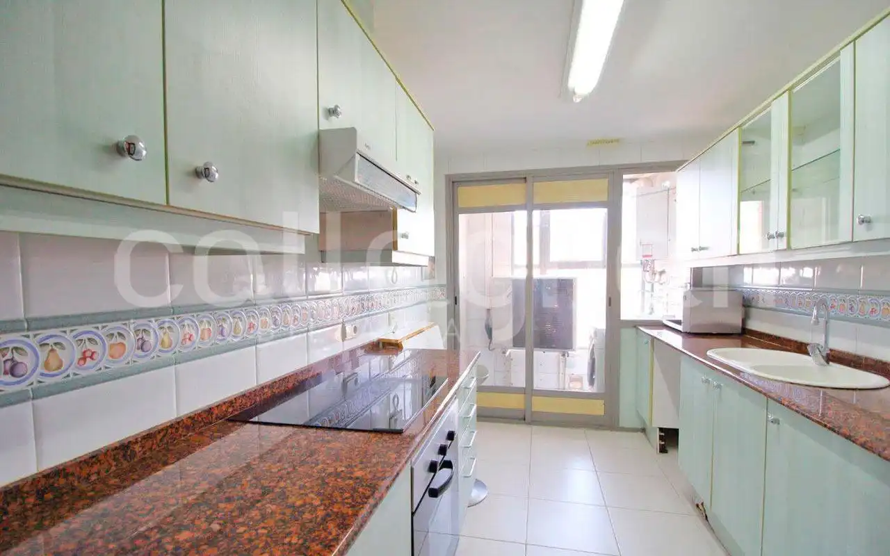 Piso en venta en Calle PROFESSOR LOPEZ PIÑERO, Ciutat de les Ciències i de les Arts - Justicia