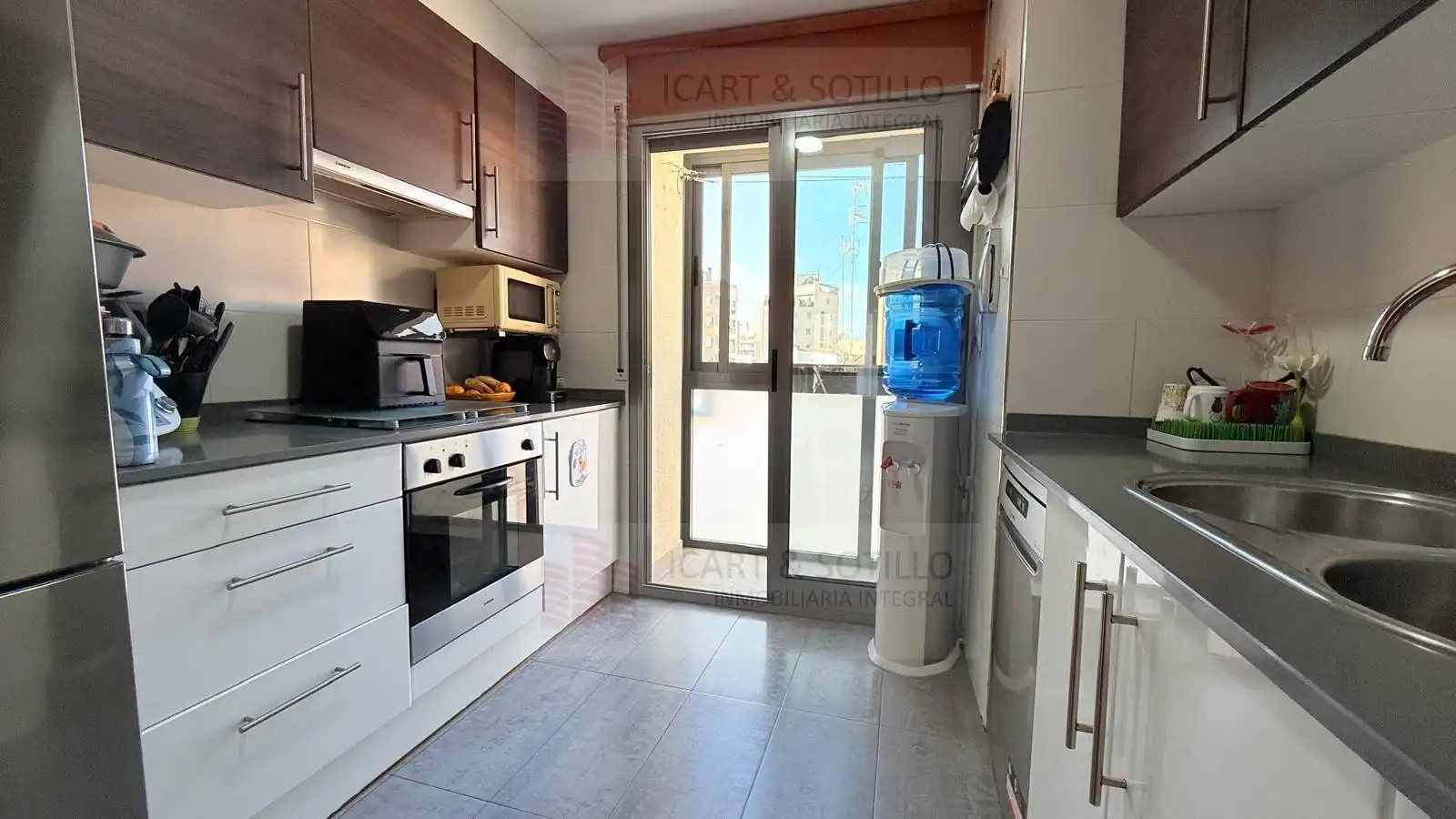 Cuina de Pis en venda en Amposta amb Aire condicionat, Calefacció i Terrassa