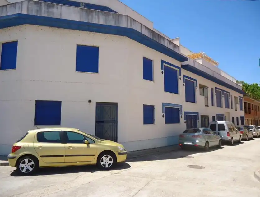 Vista exterior de Traster en venda en Talavera de la Reina