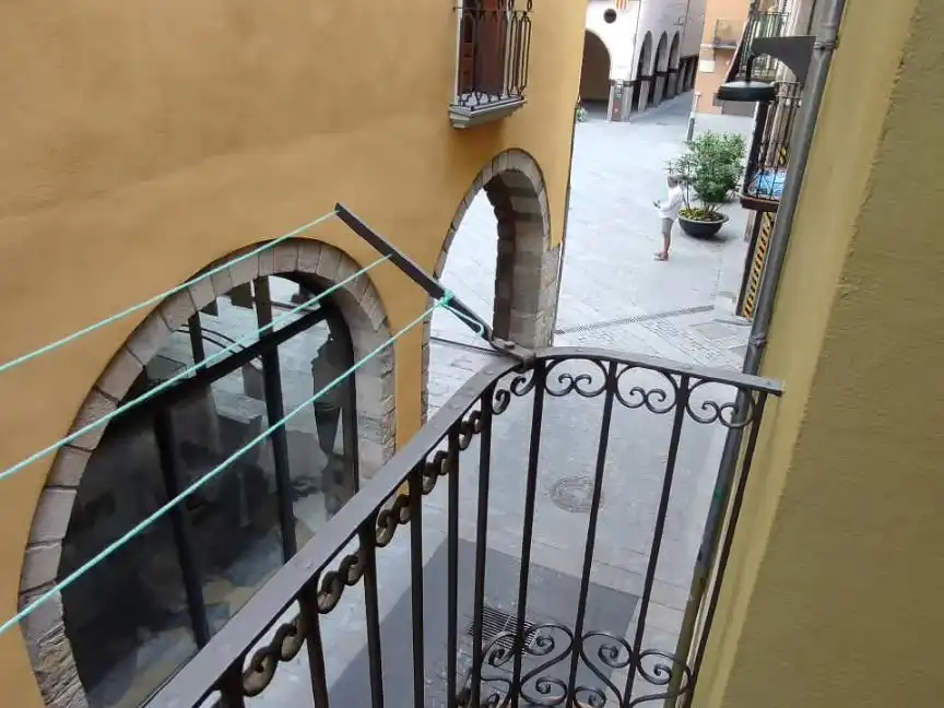 Terrassa de Dúplex en venda en Sant Joan de les Abadesses amb Traster, Moblat i Balcó
