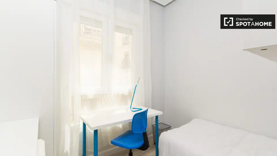 Habitación en Universidad - Malasaña
