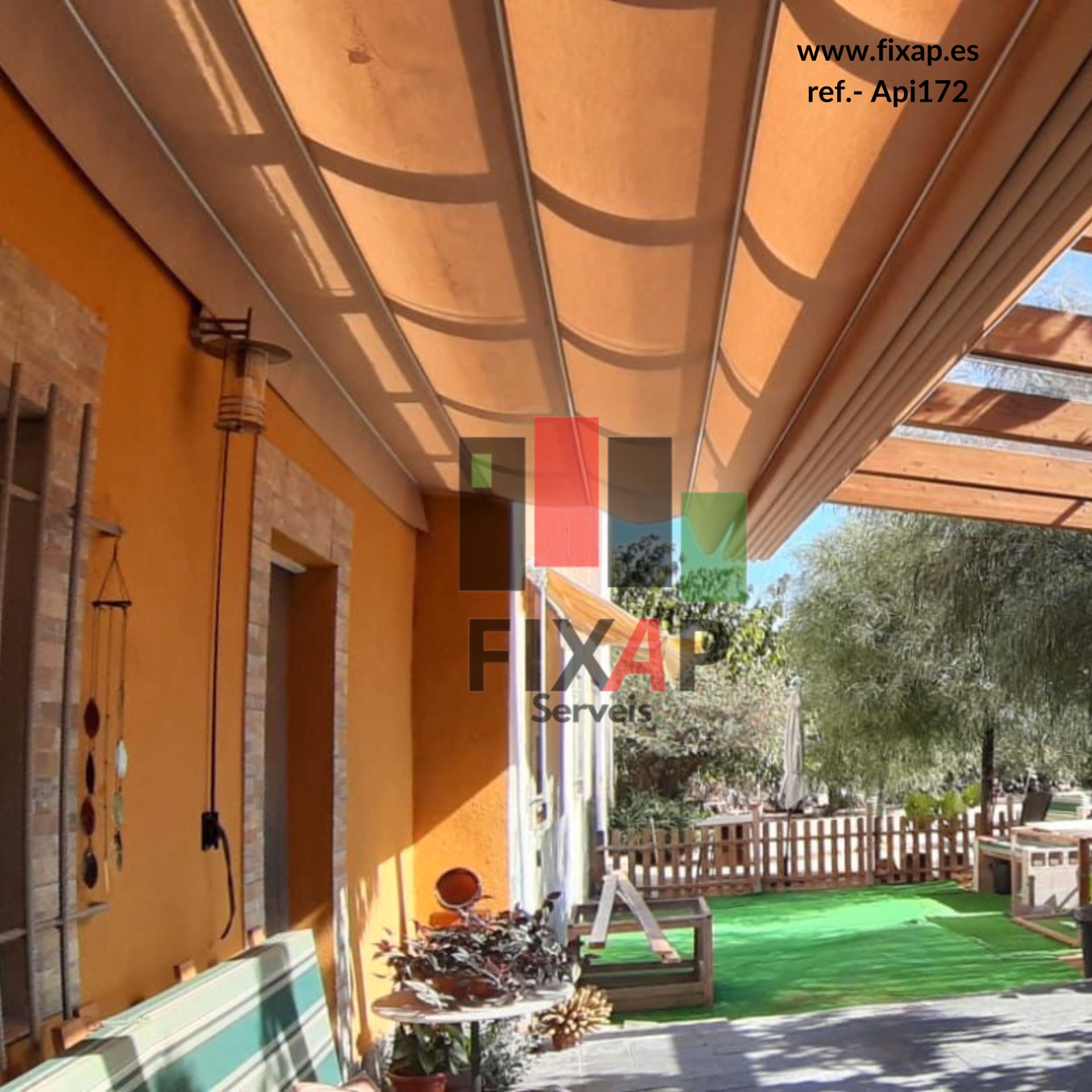 Vista exterior de Casa o xalet en venda en Reus amb Aire condicionat, Calefacció i Jardí privat