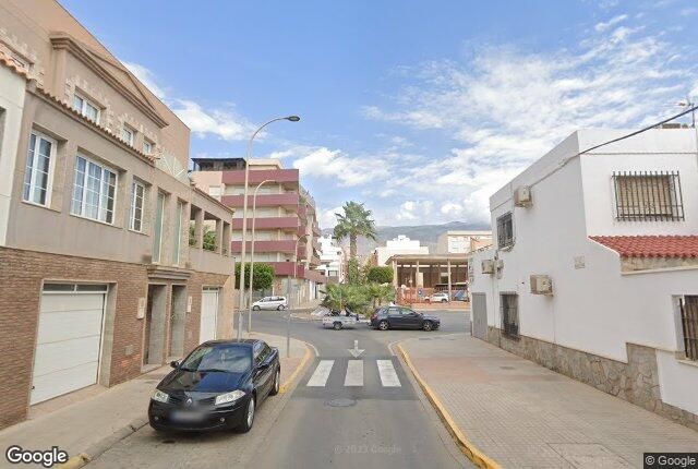 Casa adosada en venda a CL MERCADO COMUN (E), Pabellón - Estación - El Corte Inglés