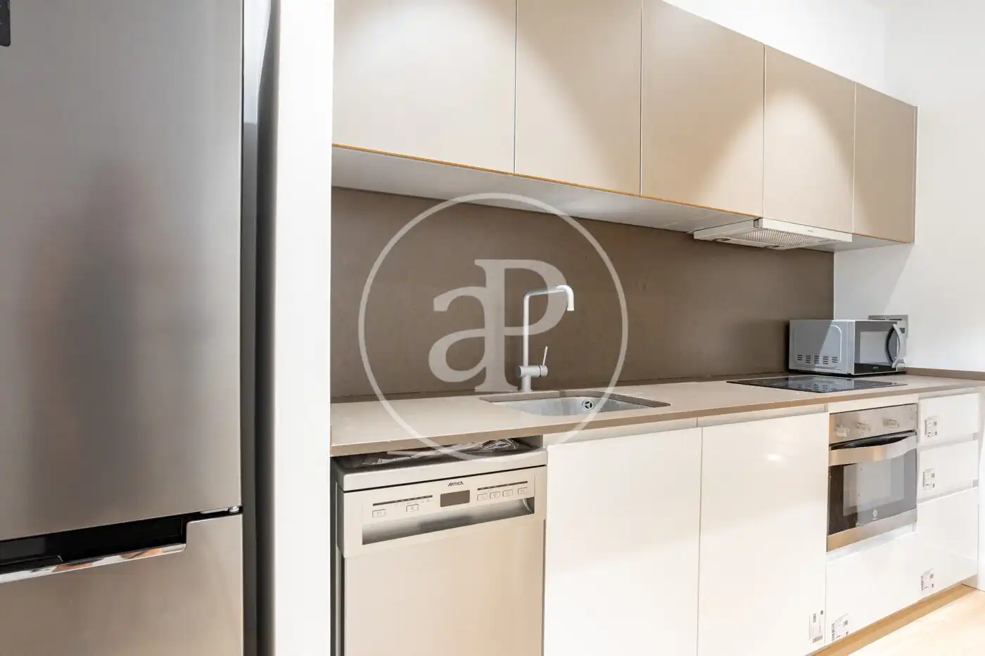 Cocina de Piso de alquiler en Valencia con Aire acondicionado, Calefacción y Trastero