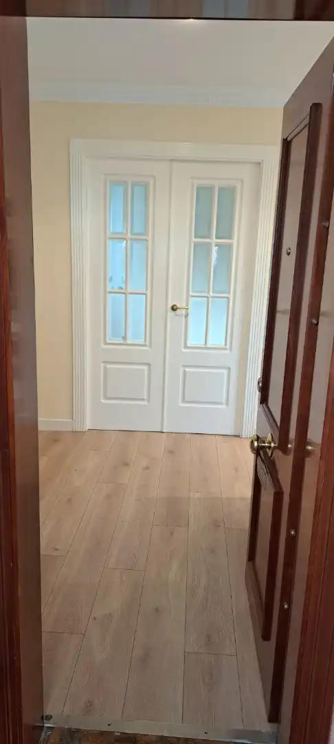 Pis en venda en Oviedo  amb Calefacció, Parquet i Traster