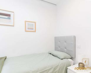 Bedroom of Flat to share in  Madrid Capital  with Air Conditioner, Heating and Terrace