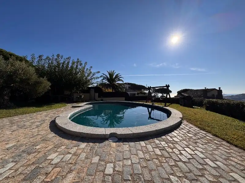 Swimming pool of Houses for sale in Sant Feliu de Guíxols  with Air Conditioner, Heating and Private garden