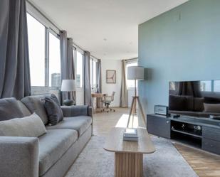 Living room of Flat to rent in  Barcelona Capital  with Air Conditioner, Heating and Washing machine