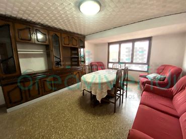 Wohnung mit Aufzug zum Verkauf in Carrer de Jacinto Benavente