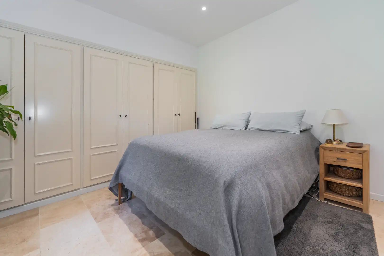 Bedroom of Houses for sale in Madrid  with Air Conditioner, Private garden and Swimming Pool