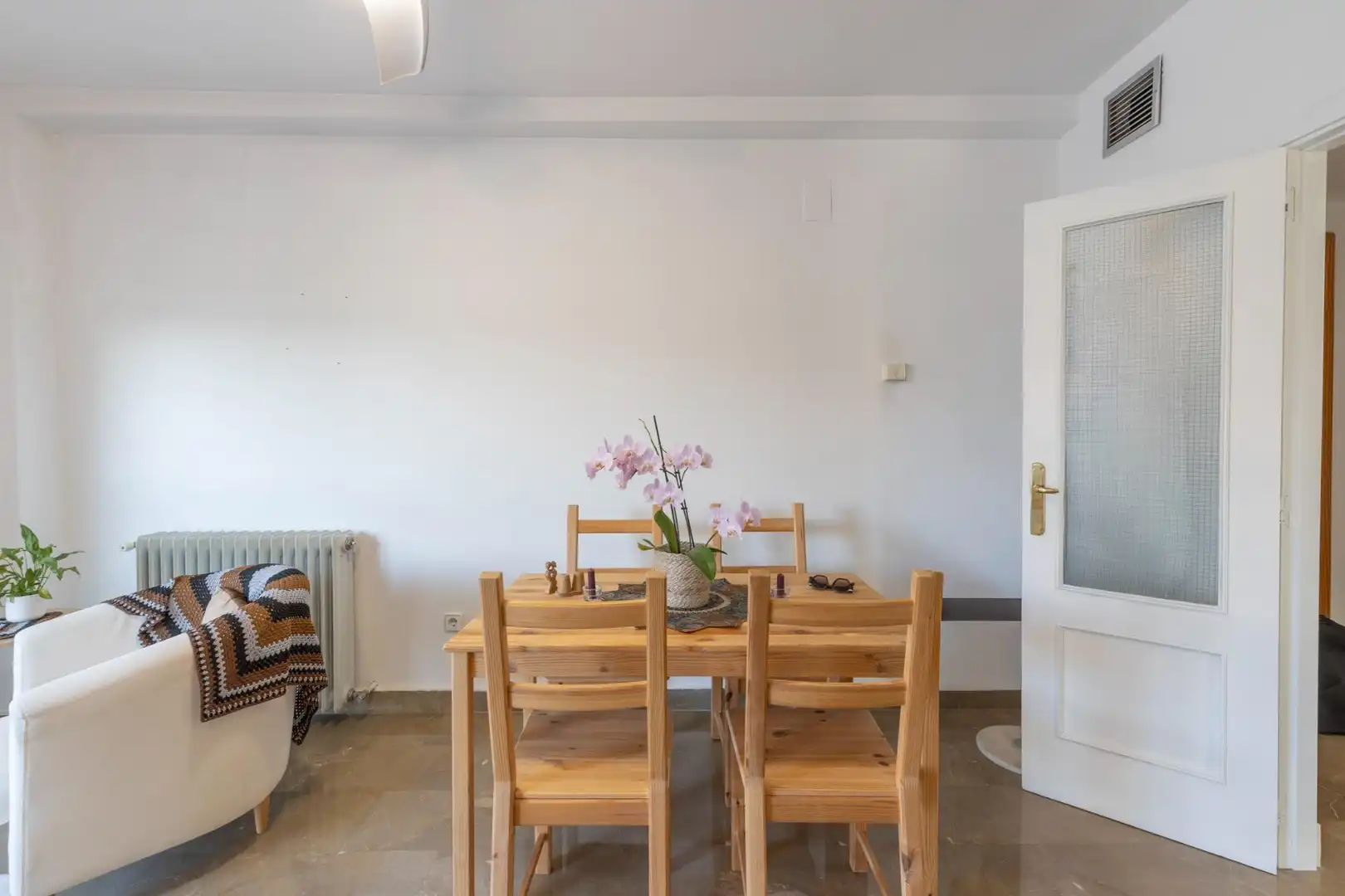 Dining room of Flat for sale in Granada  with Balcony and Community pool