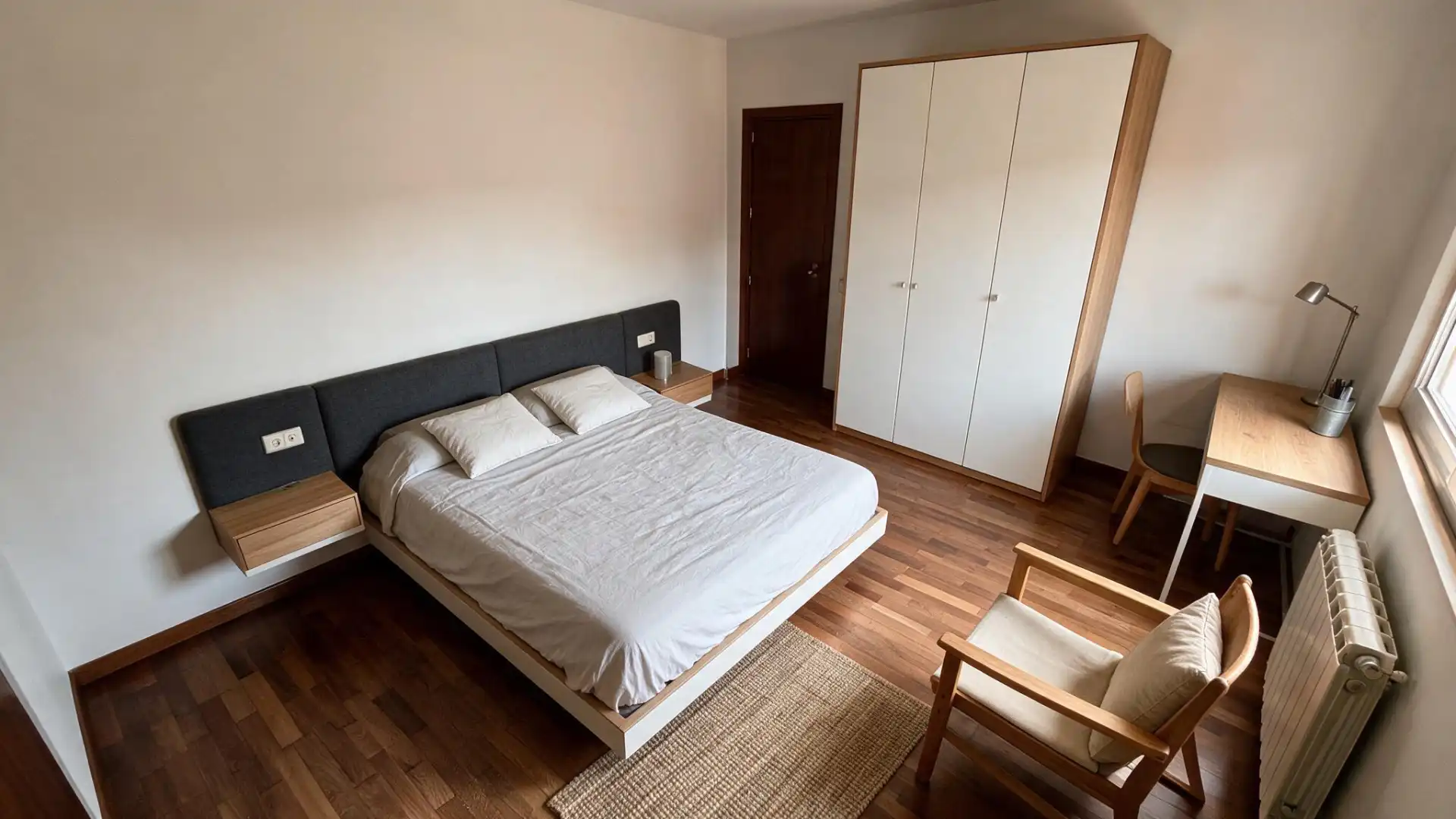 Habitación de Casa adosada en venta en Sant Julià de Vilatorta con Calefacción y Terraza