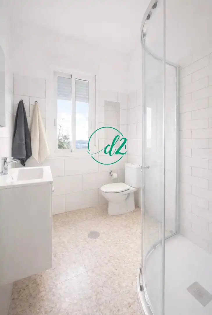 Casa con terraza en venta en San Cibrao das Viñas, imagen 4