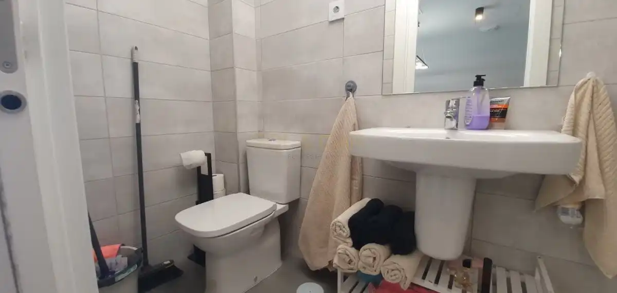 Baño de Apartamento en venta en Mijas con Aire acondicionado, Calefacción y Terraza