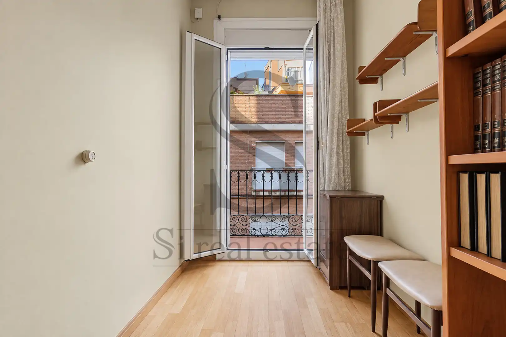 Flat with terrace for sale in Carrer de Mir, imagen 9